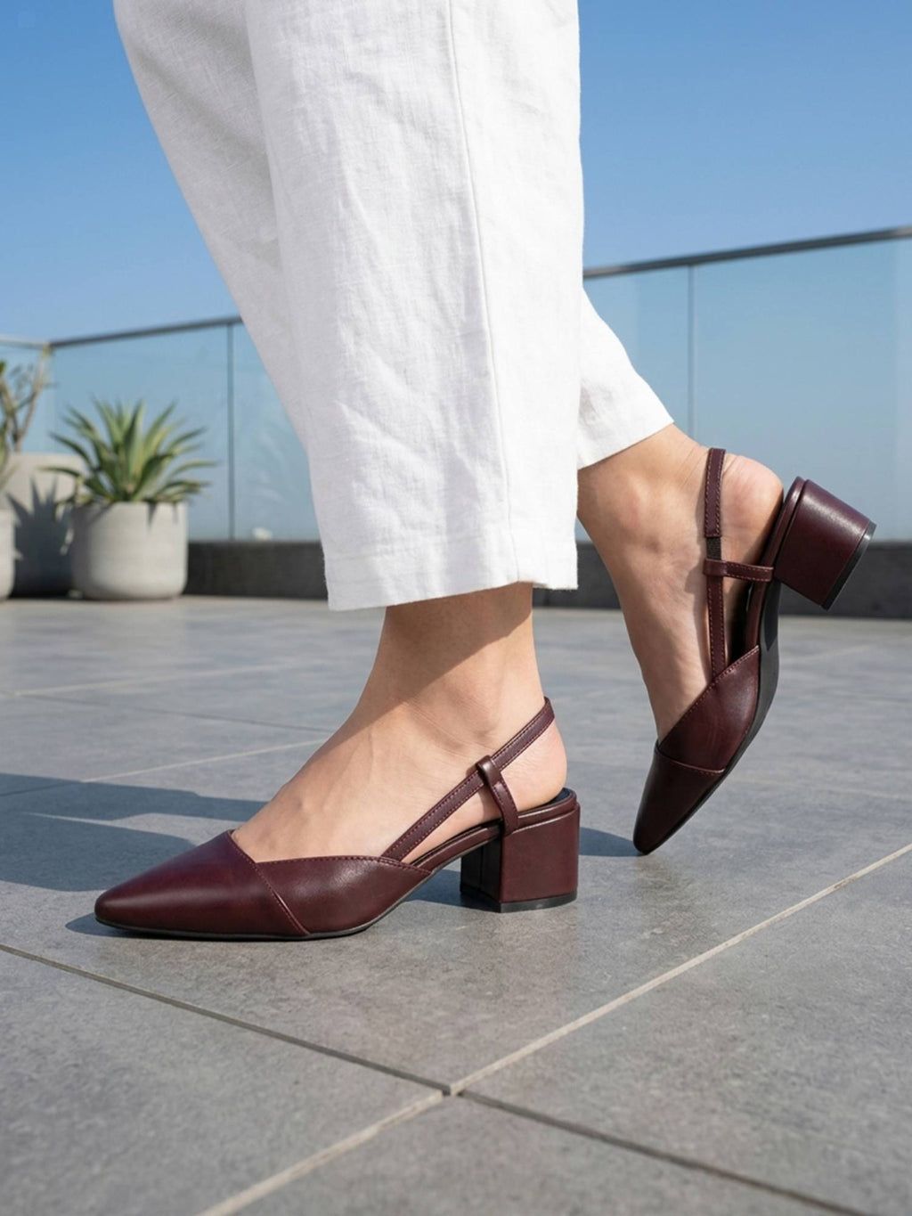Women Pointed Toe Low Block Heel Slingback Sandals - Maroon | H78 - view 4