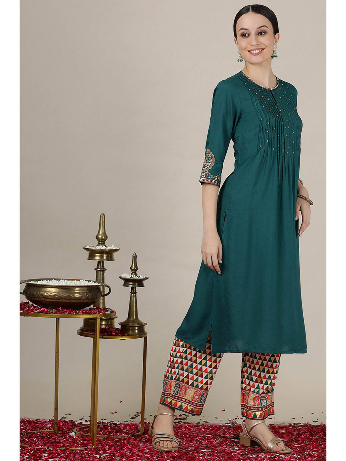 Emerald Green Sequined Straight Kurta with Pleated Yoke | KDG - view 6