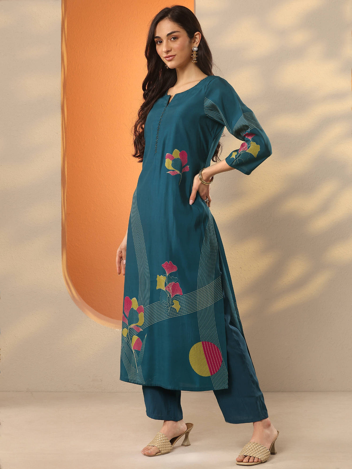 Blue Floral Motifs Printed Straight Kurta | FY93 - view 3