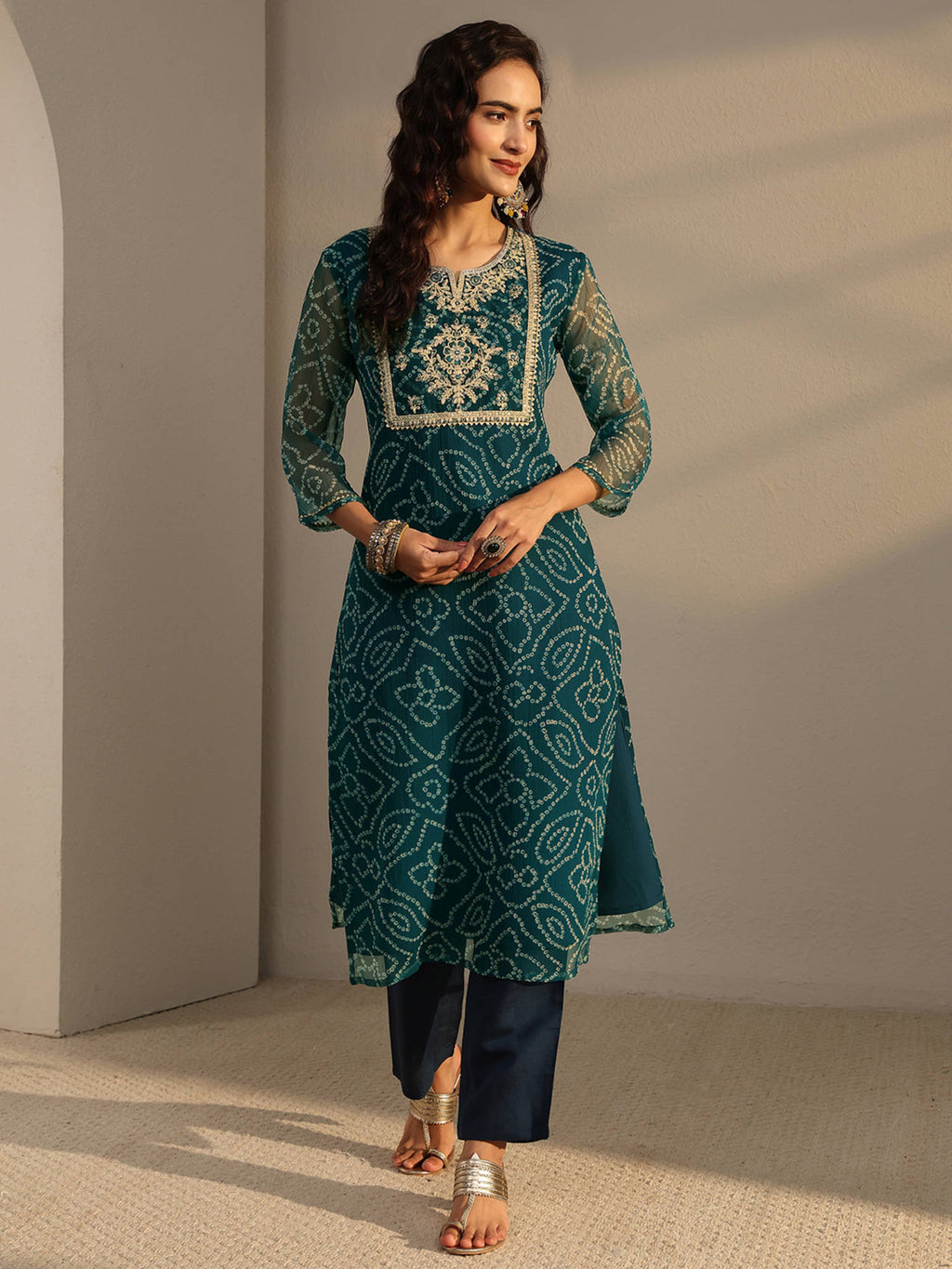 Red Bandhani Printed Straight Kurta with Lining | FY93 - view 8