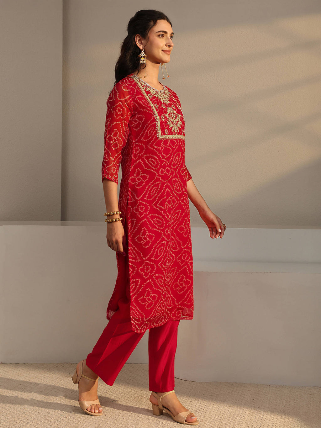 Green Bandhani Printed Straight Kurta with Lining | KDG - view 10
