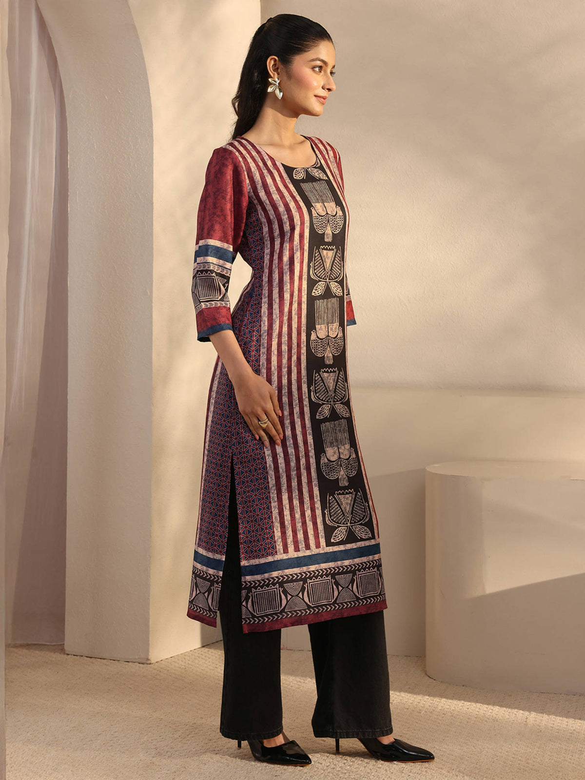 Maroon Striped Printed Straight Kurta | U3S - view 3