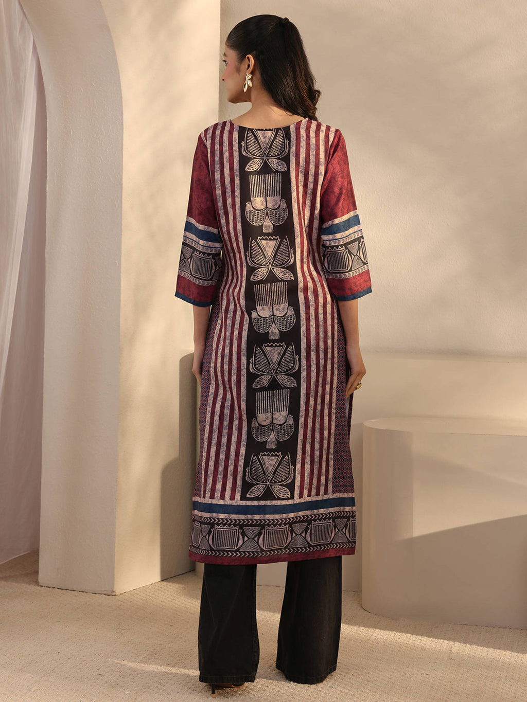 Maroon Striped Printed Straight Kurta | U3S - view 4