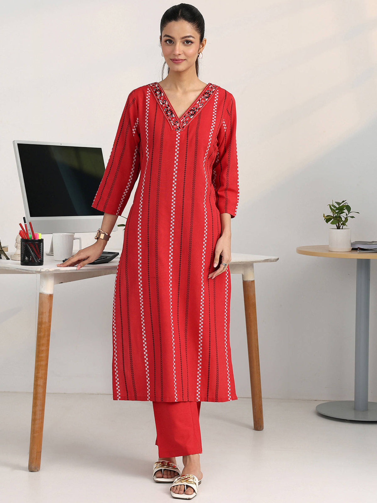 Red Striped Woven Design Cotton Blend Straight Kurta | U3S - view 1