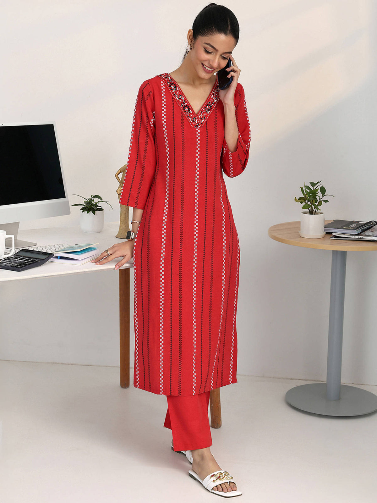 Red Striped Woven Design Cotton Blend Straight Kurta | U3S - view 2
