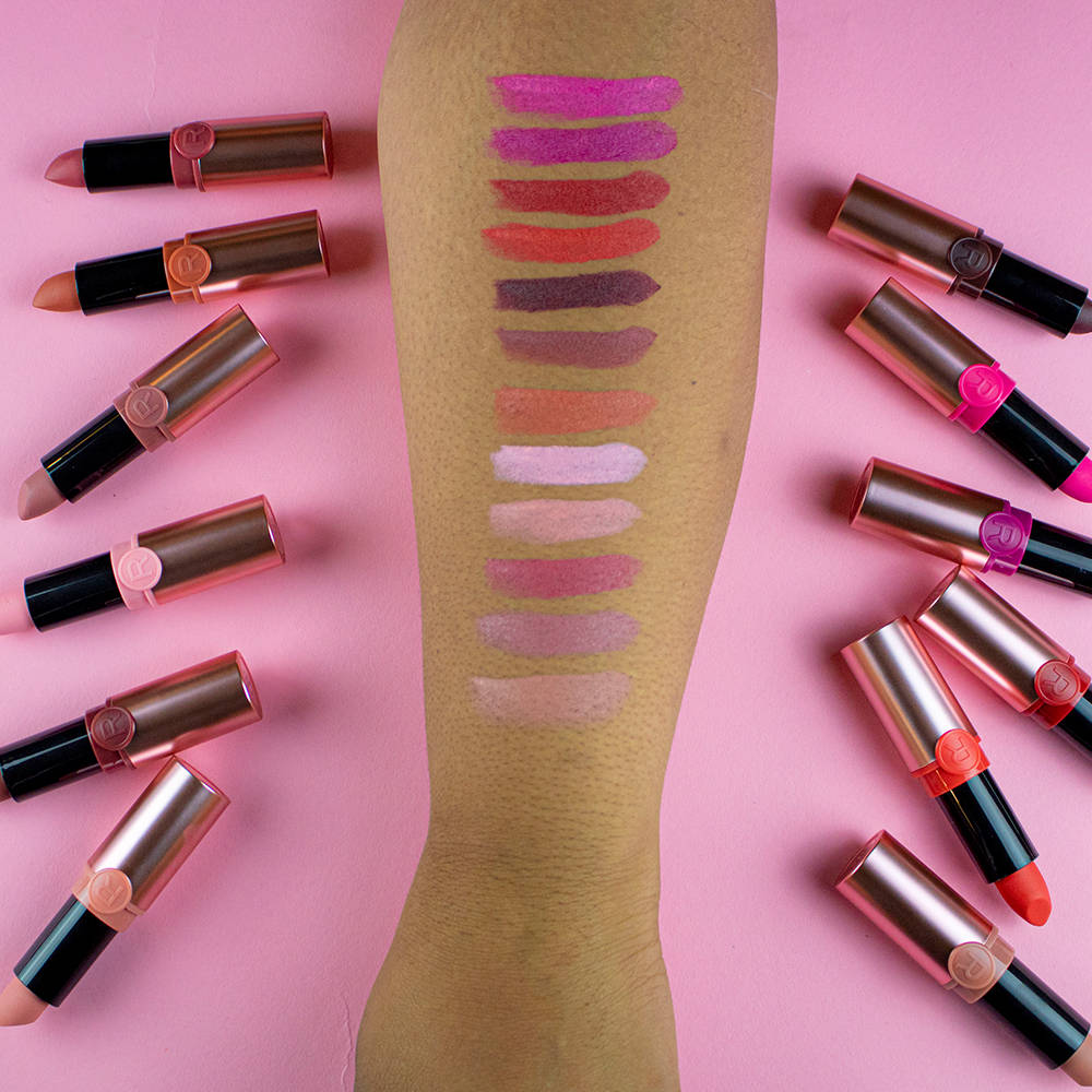 Revolution Powder Matte Lipstick - Rosy | L12 - view 4