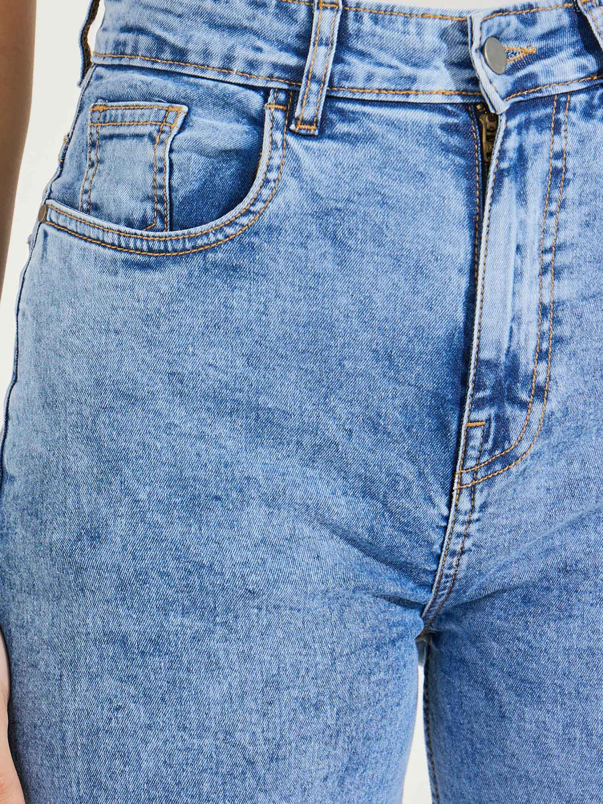 Women Light Blue Light Weight Wide Leg Denim Jeans | WL90 - view 3