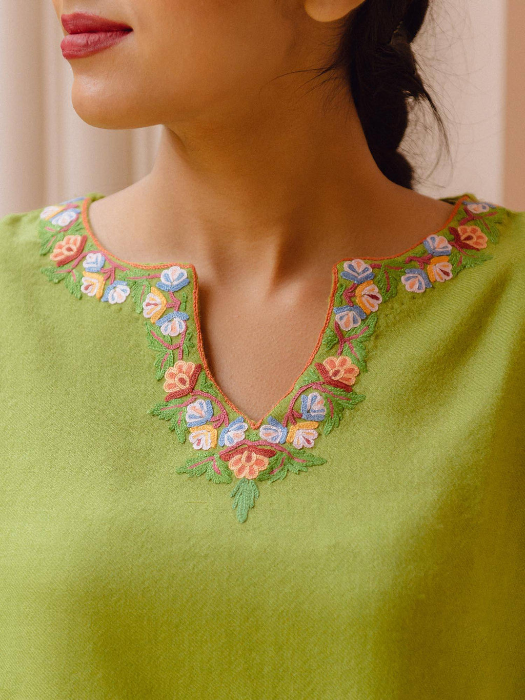 Moss Green Kashmiri Loose Woollen Phiran Kurta with Side Pockets | KDG - view 3