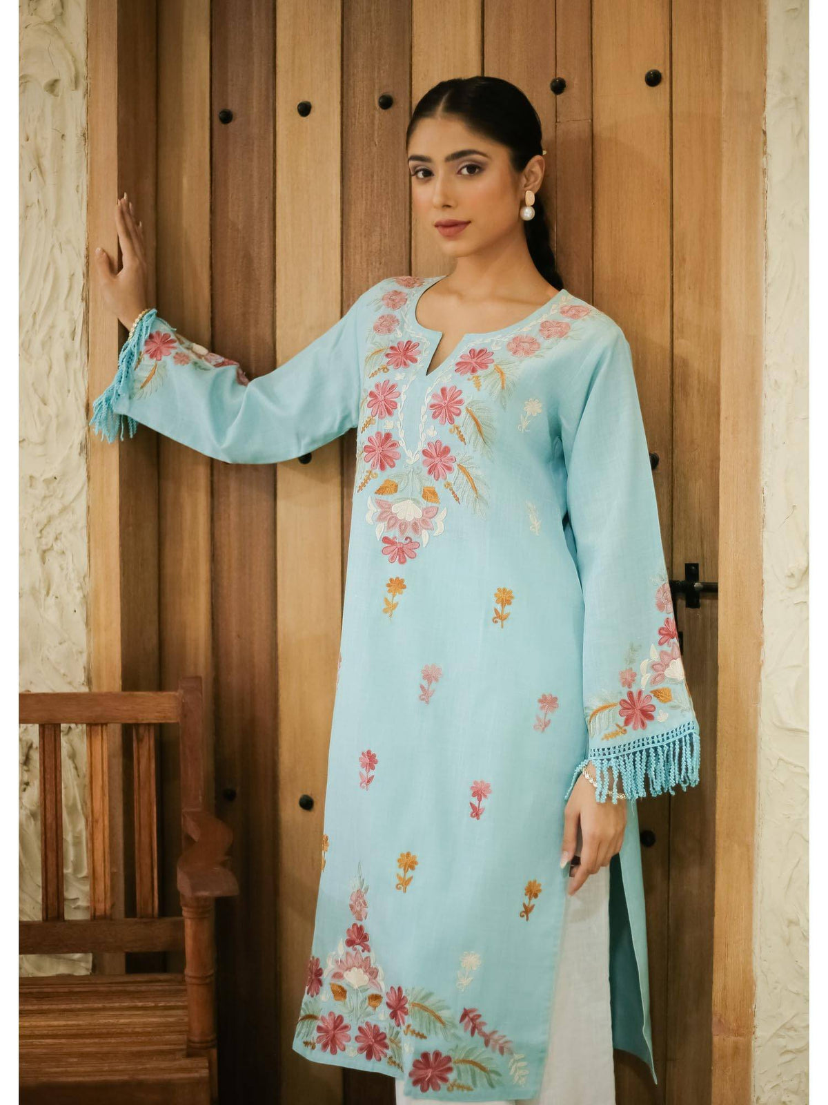 Falak Kashmiri Long Kurta - White | FY93 - view 11