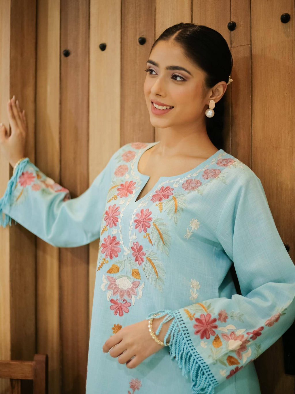 Falak Kashmiri Long Kurta - White | KDG - view 12