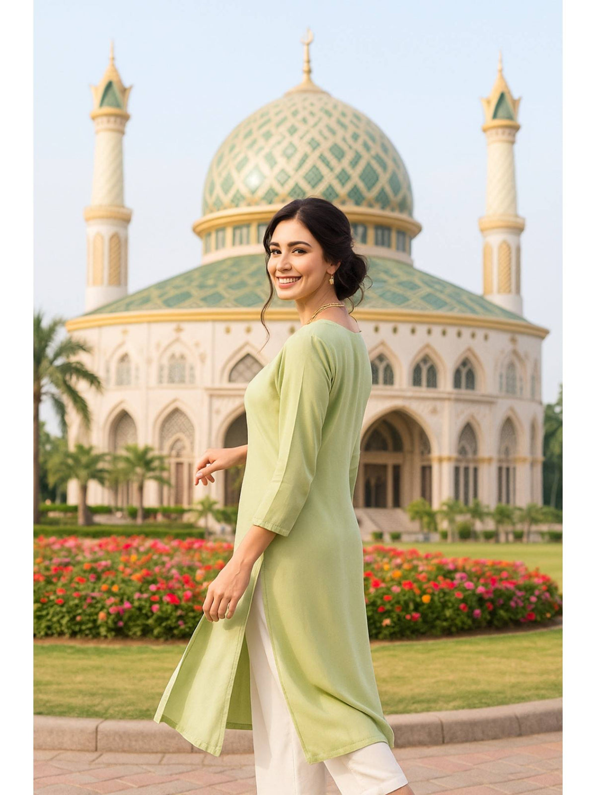 Women's Classic Embroidered Daily Wear Green Kurta | U3S - view 2