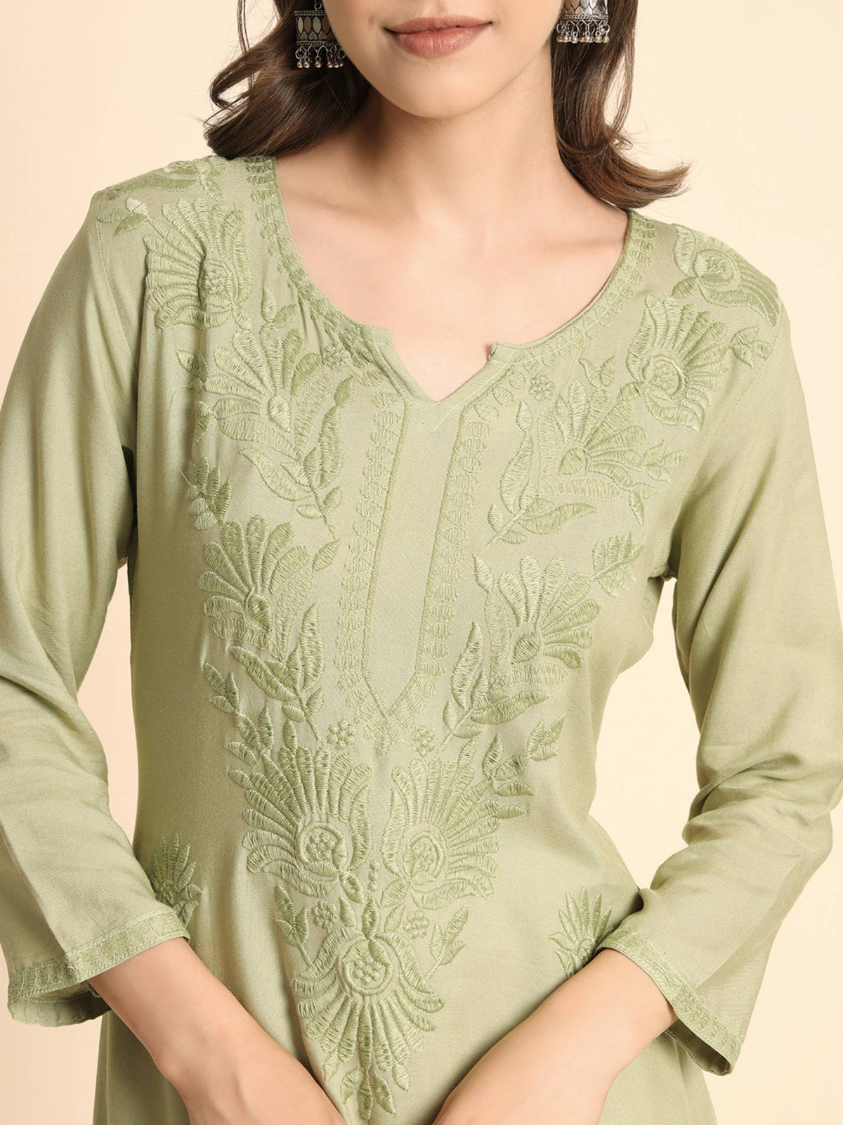 Women's Classic Embroidered Daily Wear Green Kurta | FY93 - view 4