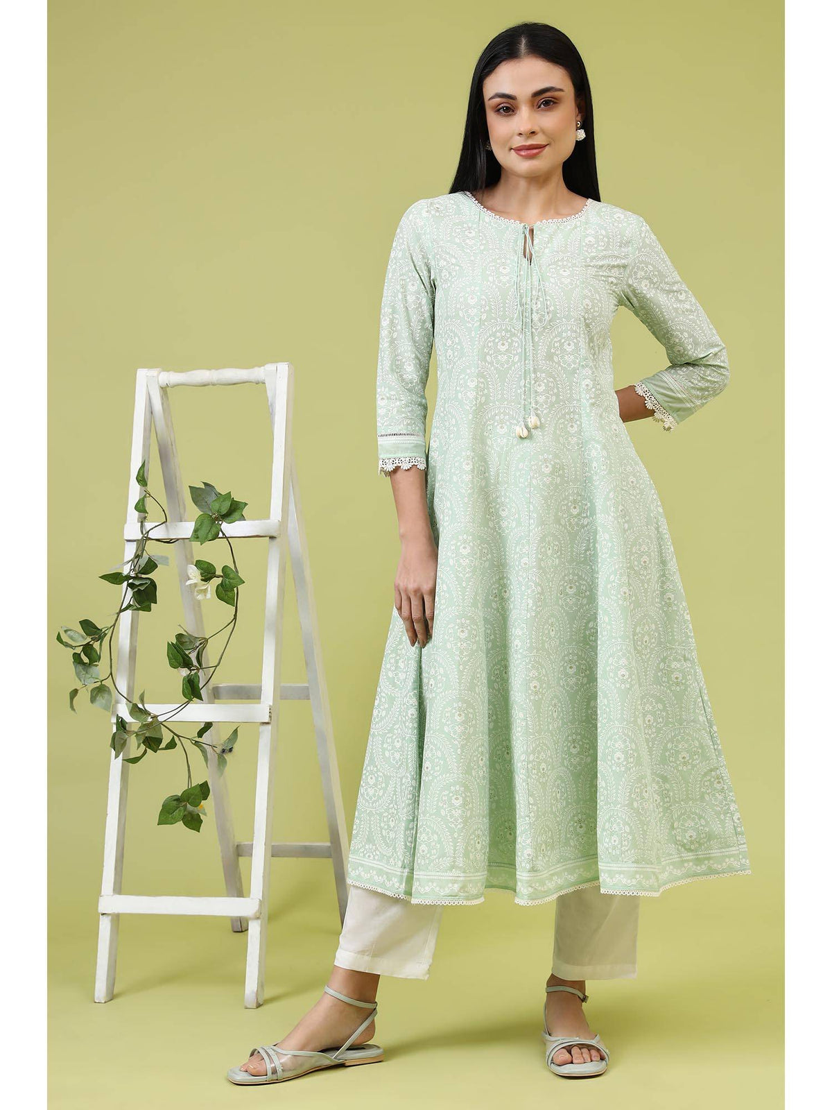 Mint Green Floral Printed Pure Cotton Anarkali Kurta | FY93 - view 2