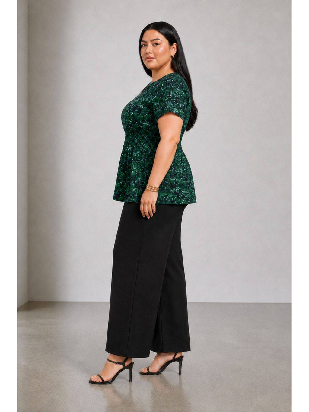 Green Tropical Viscose Fitted Waist Peplum Plus Size Top | pt51 - view 5