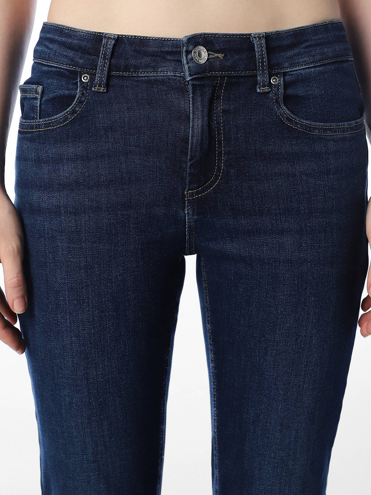 Women Solid Mid Rise Blue Jeans | O24 - view 3