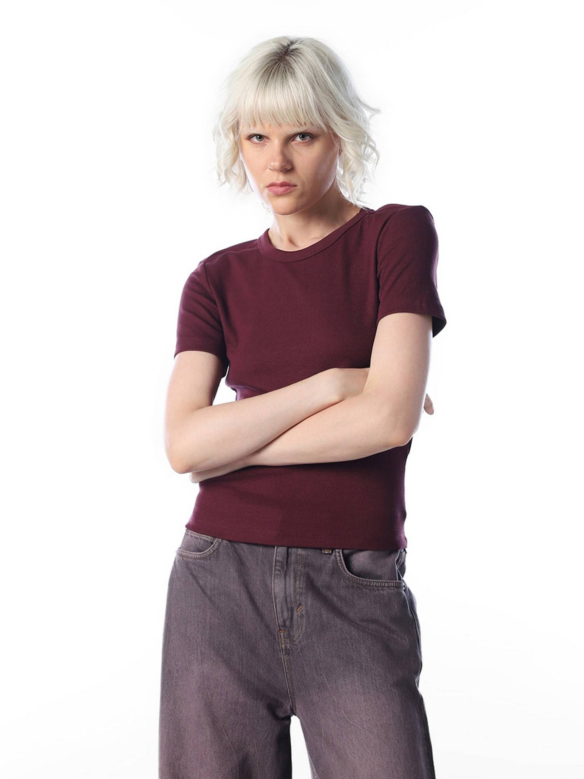 Women Solid Regular Fit Maroon T-Shirt | O24 - view 3