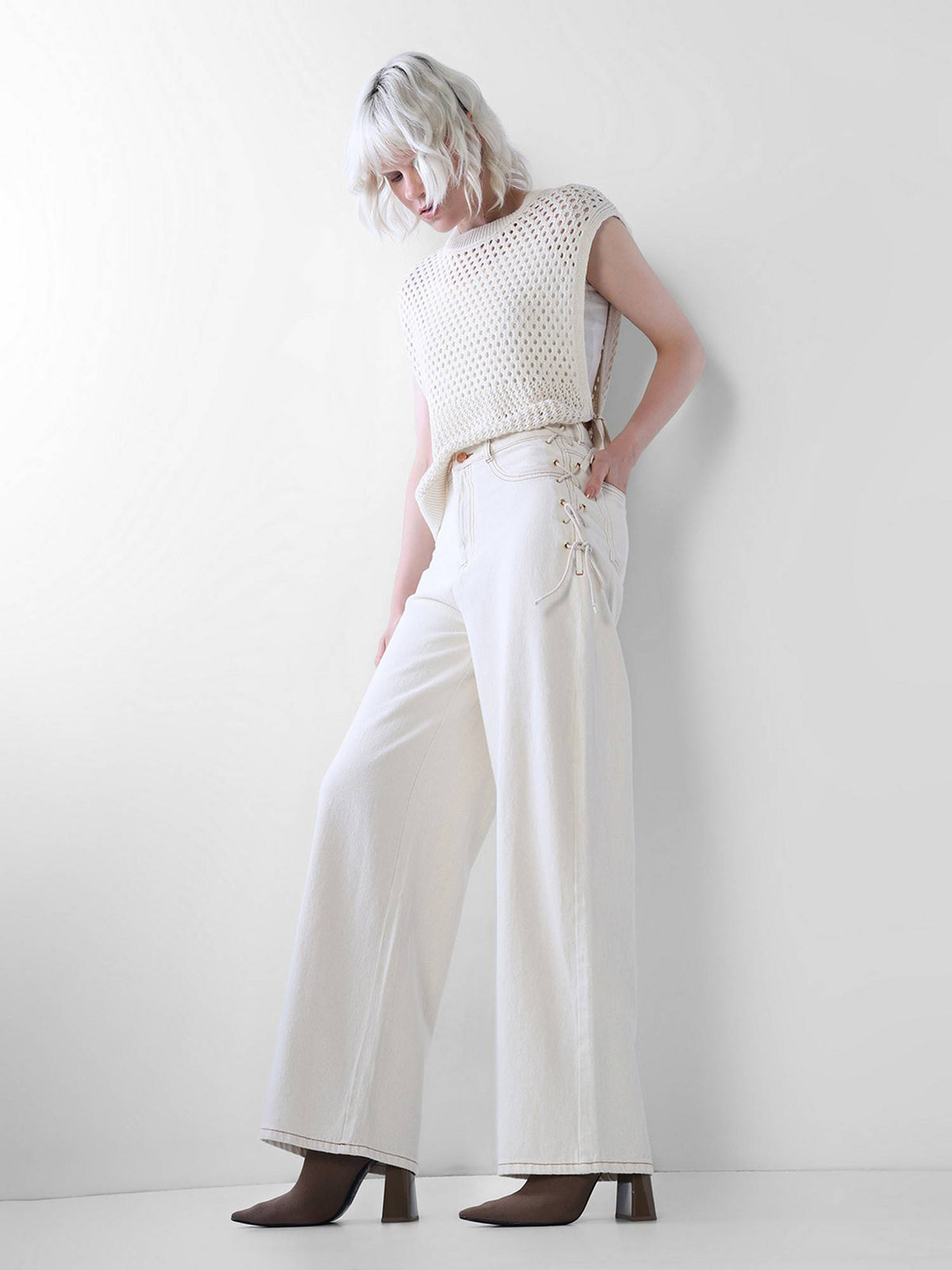 Women Solid Wide Leg High Rise White Jeans | WL90 - view 2