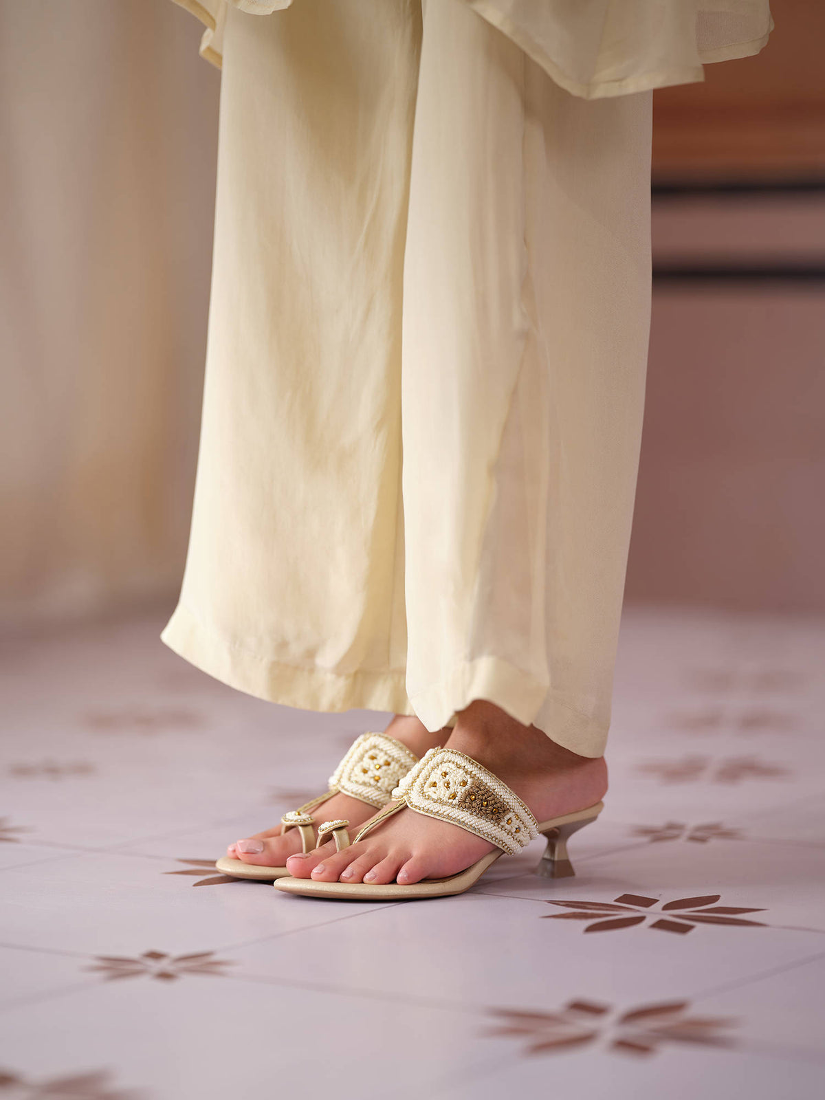 Leela Antique Kolhapuri Sandals Heels | H78 - view 13