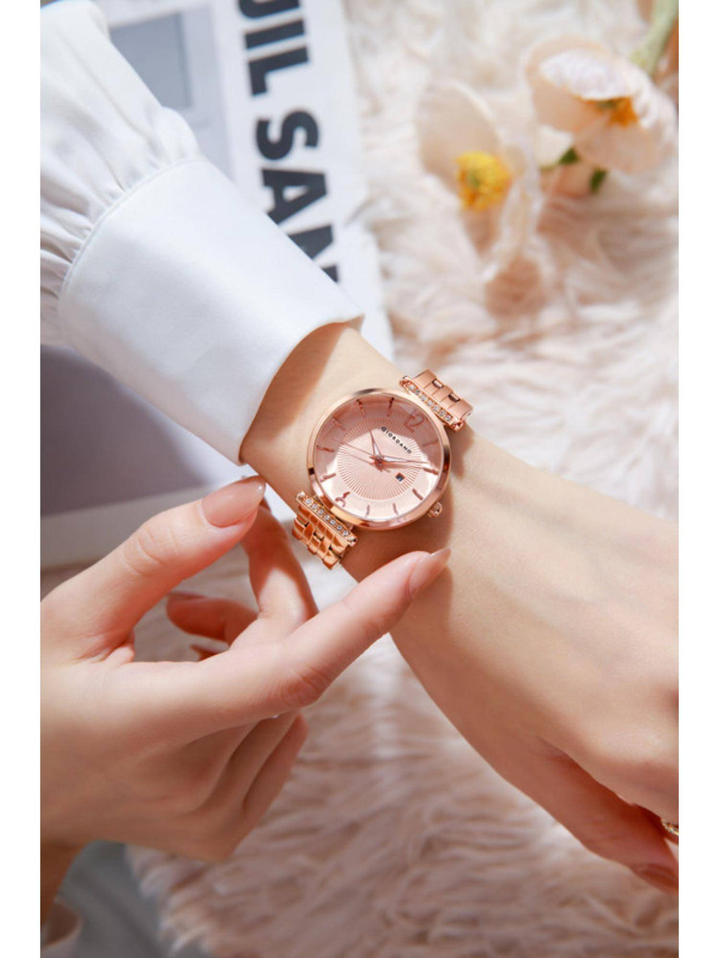 Exquisite Analog Watch for Women - White | W92 - view 8
