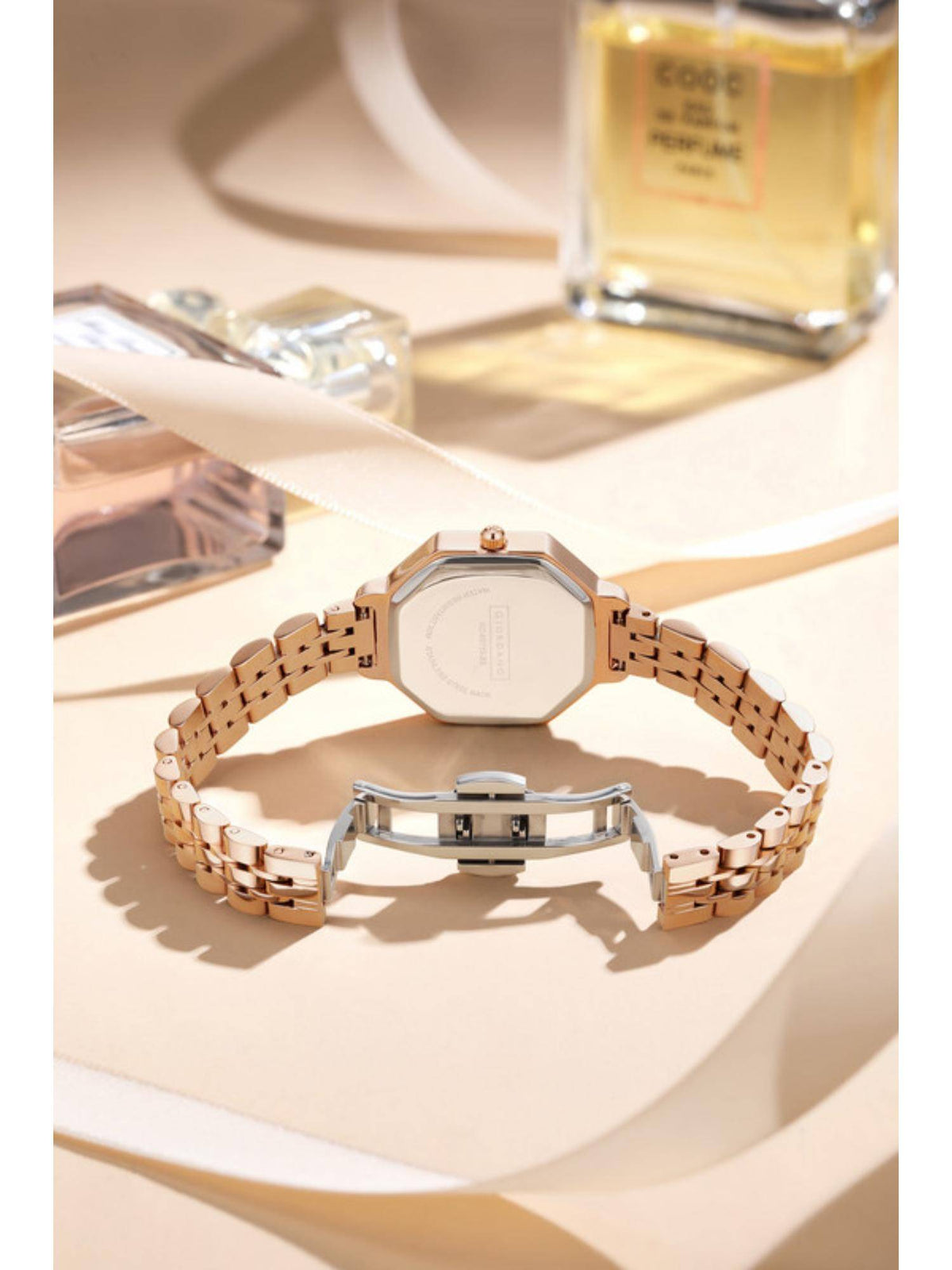 Analog Watch for Women - White | W92 - view 5