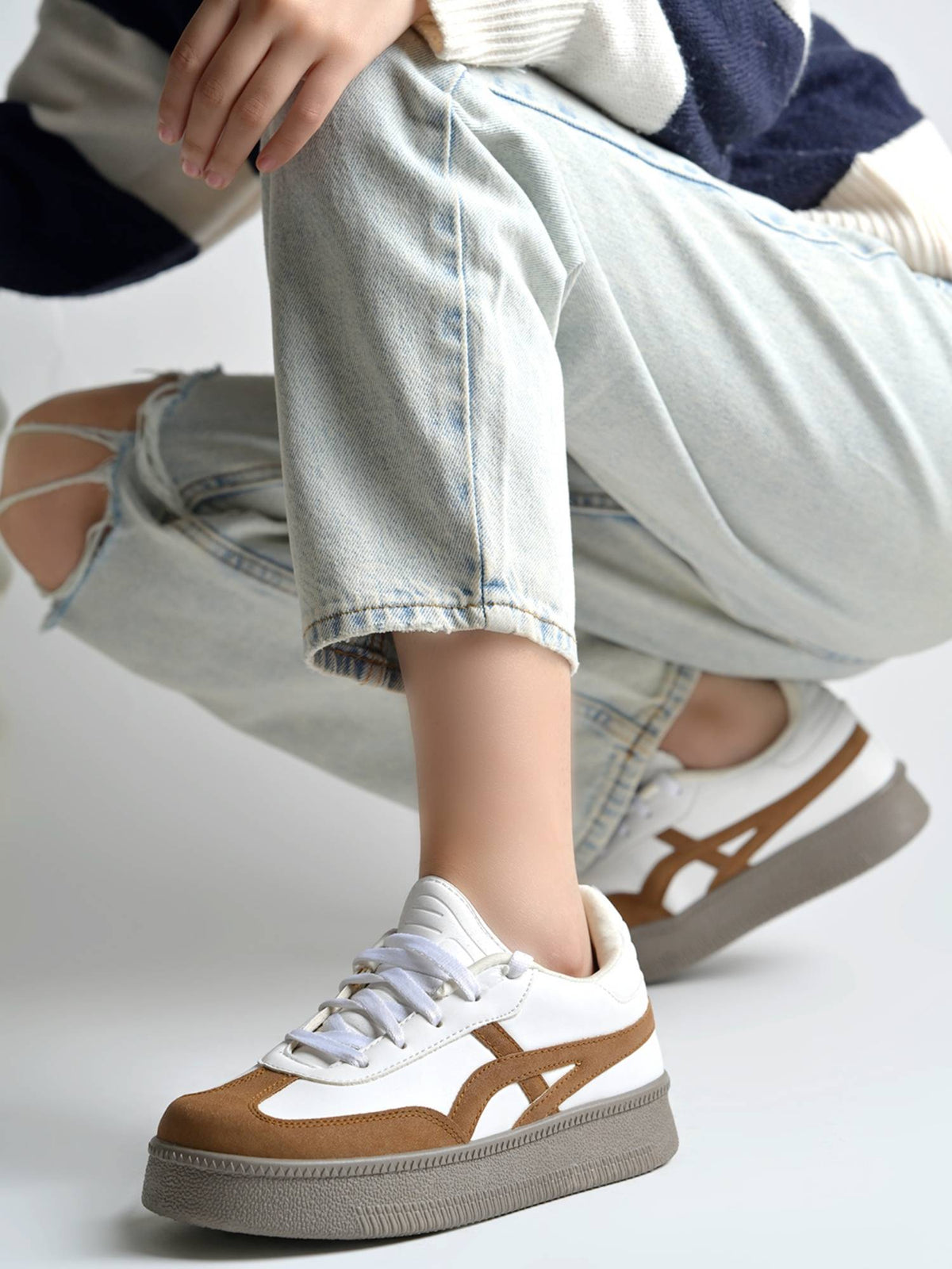 Women Brown Sneakers | SN09 - view 2