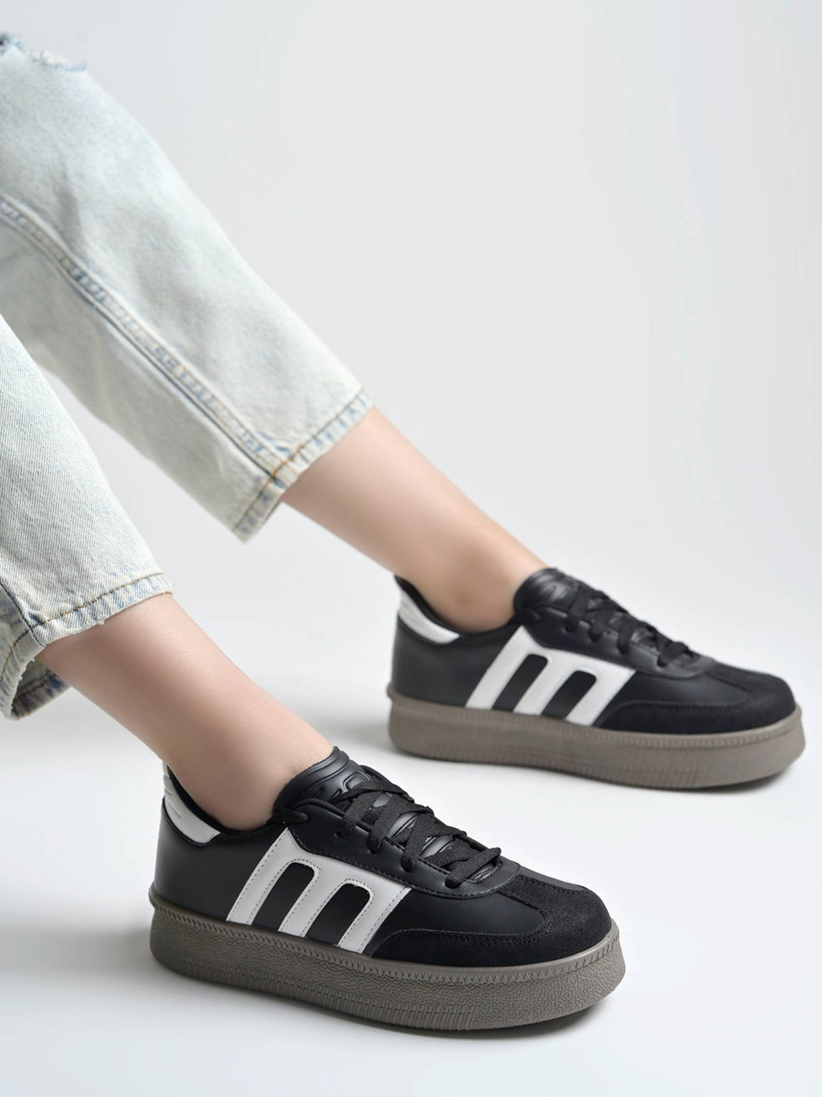 Women White Sneakers | SN09 - view 13