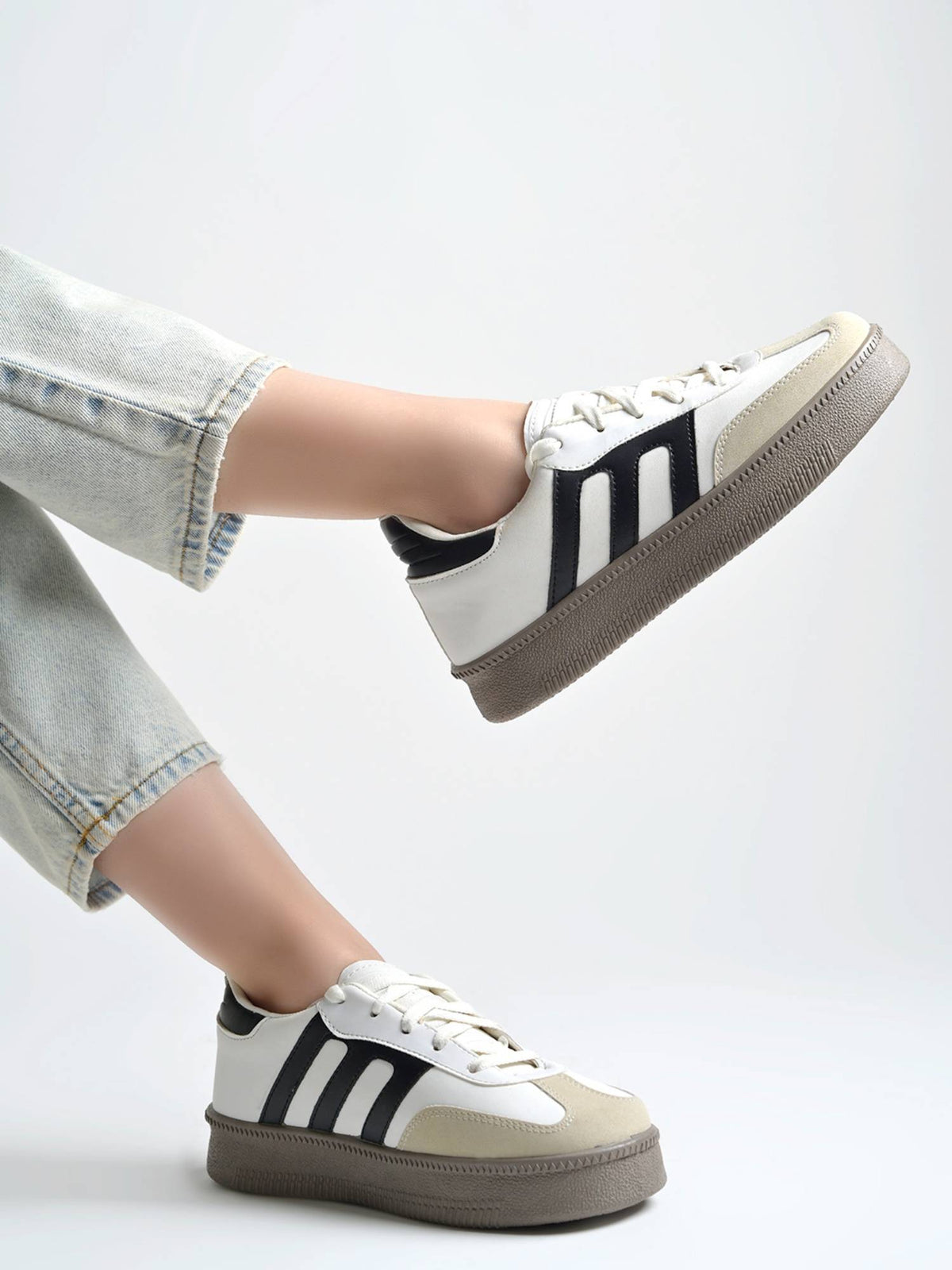 Women White Sneakers | SN09 - view 3