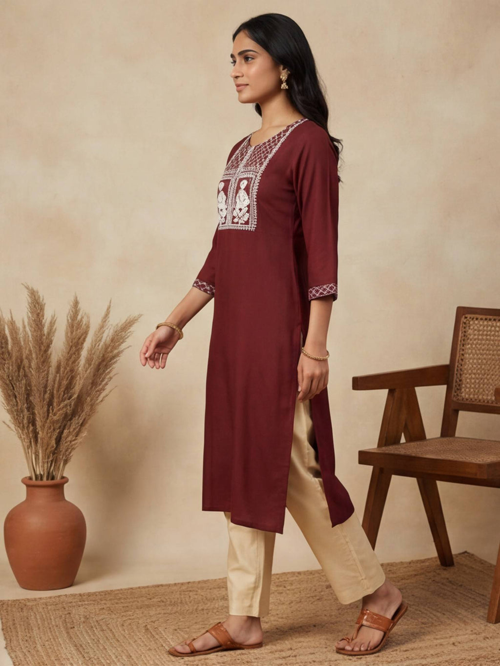 Blue Solid Thread Work Sleeveless Kurta | FY93 - view 14
