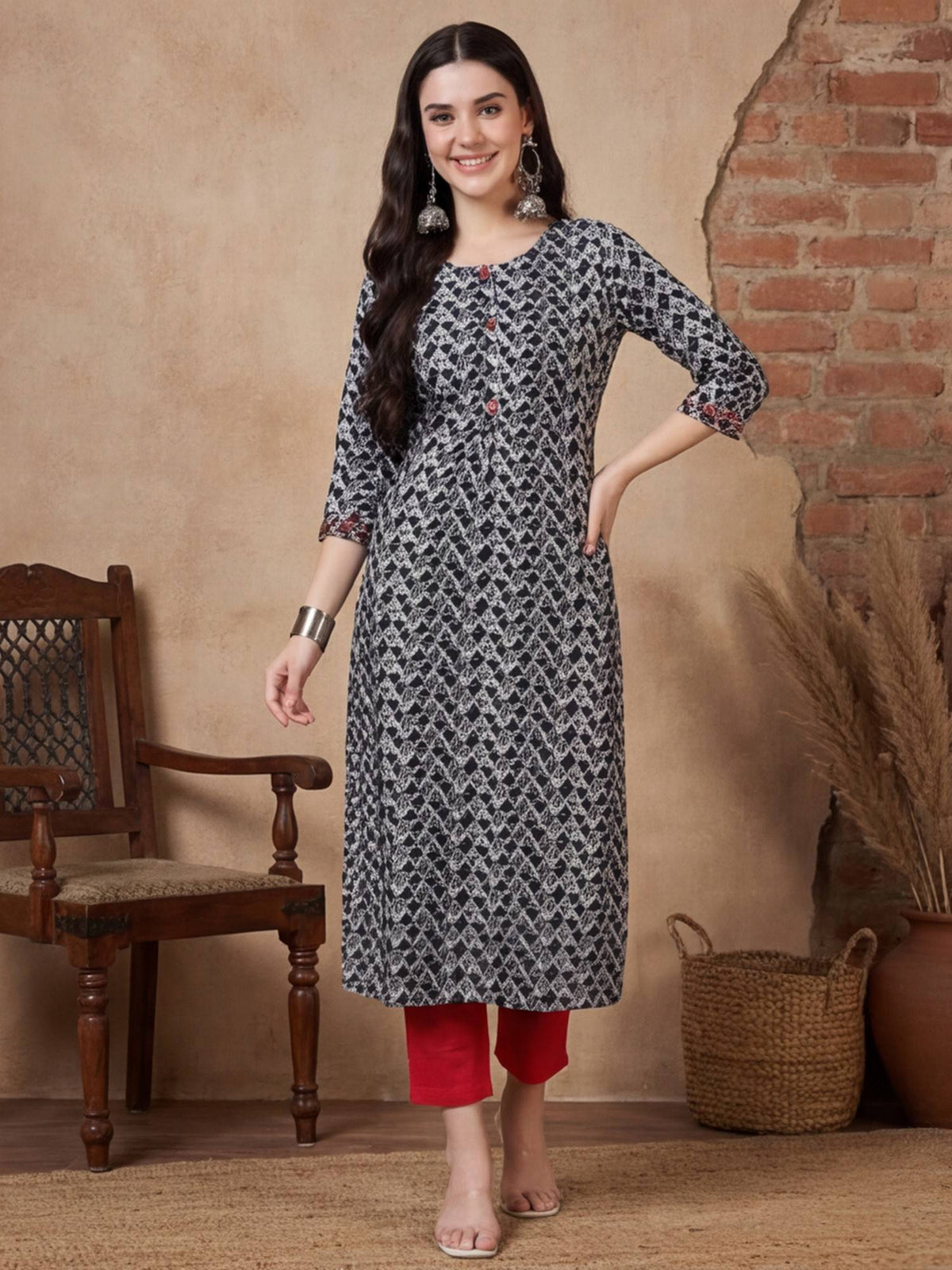 Women Green Geometric Print Pure Cotton Straight Kurta | U3S - view 19