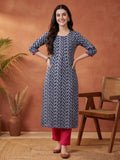 Women Green Geometric Print Pure Cotton Straight Kurta | U3S - view 31