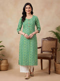 Women Green Geometric Print Pure Cotton Straight Kurta | U3S - view 1