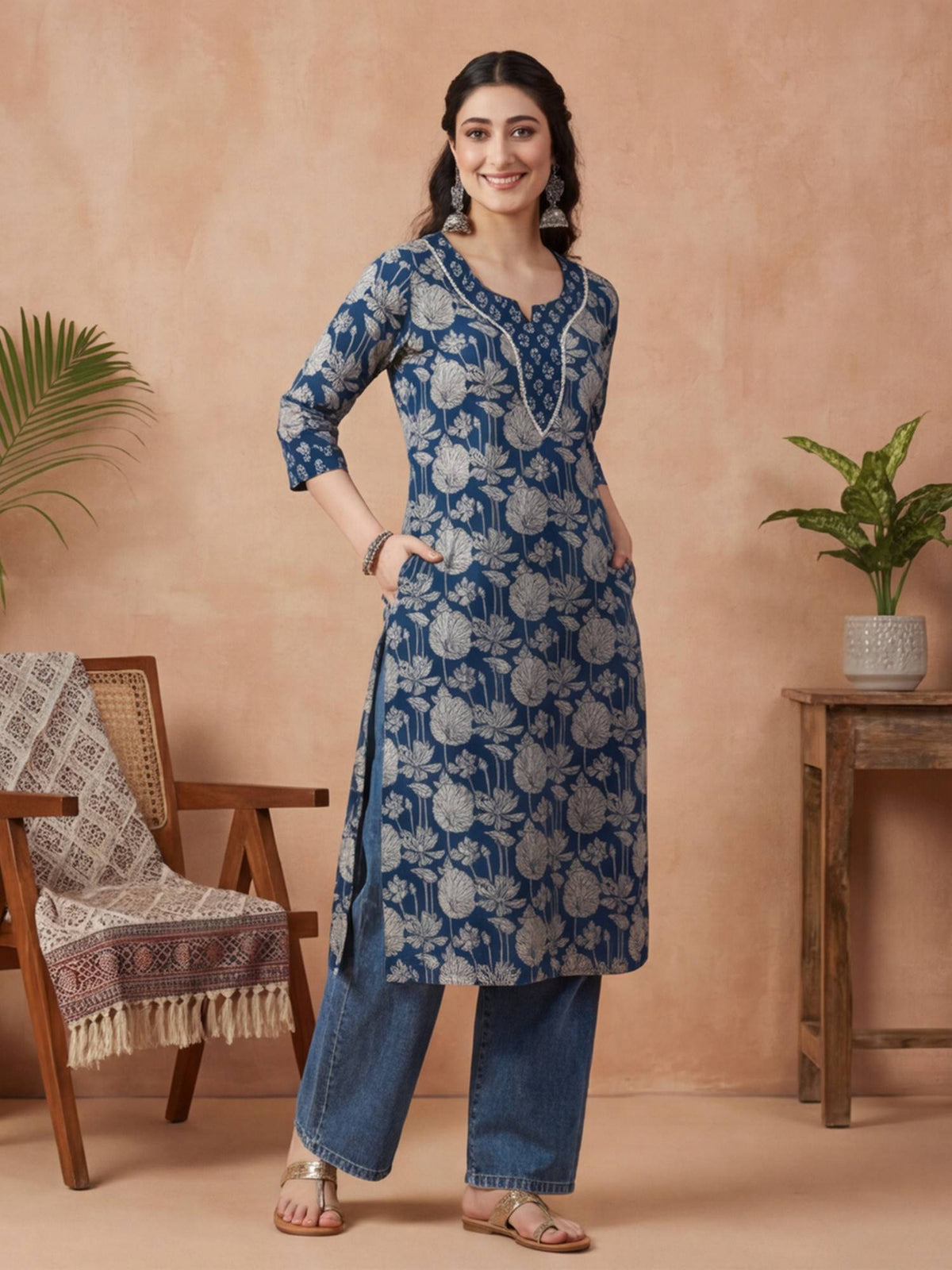Women Navy Blue Floral Embroidered Straight Pure Cotton Kurta | FY93 - view 1