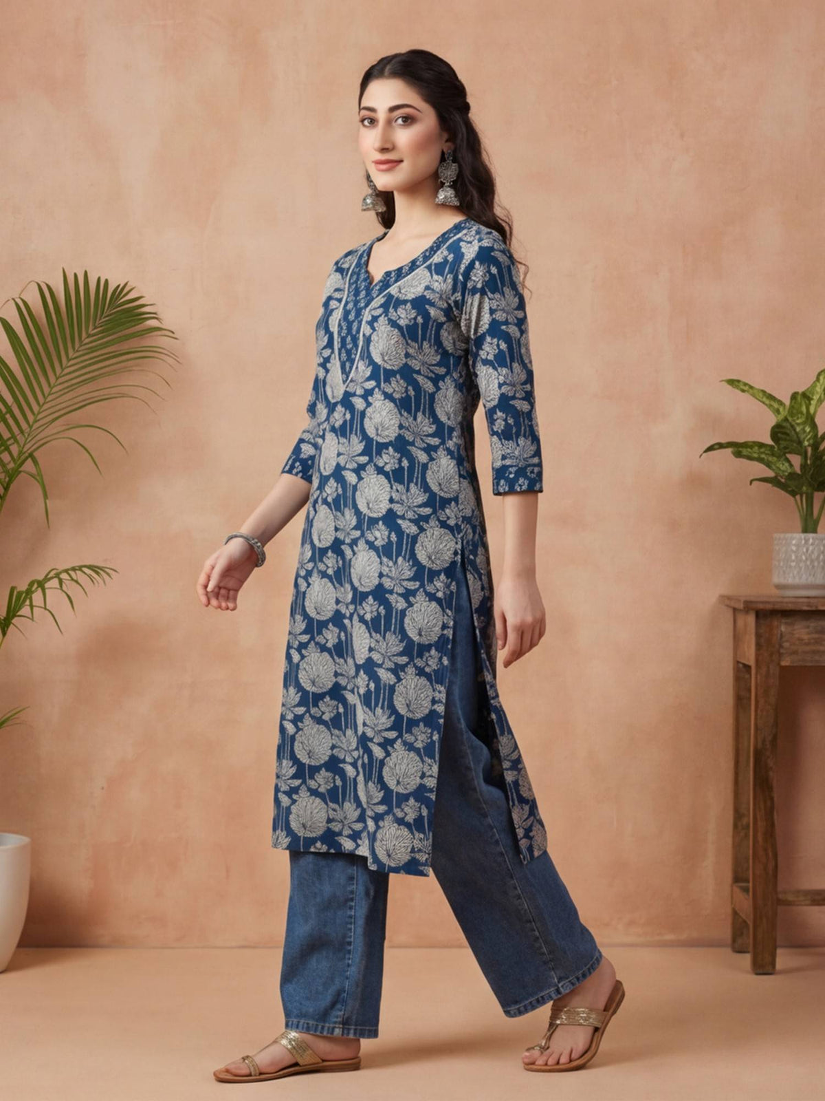 Women Navy Blue Floral Embroidered Straight Pure Cotton Kurta | FY93 - view 2