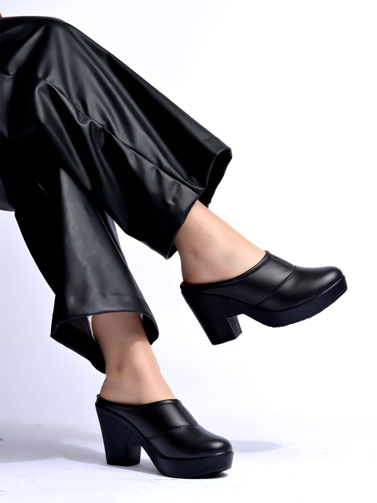 Stylish Smart Casual Black Pumps | H78 - view 5