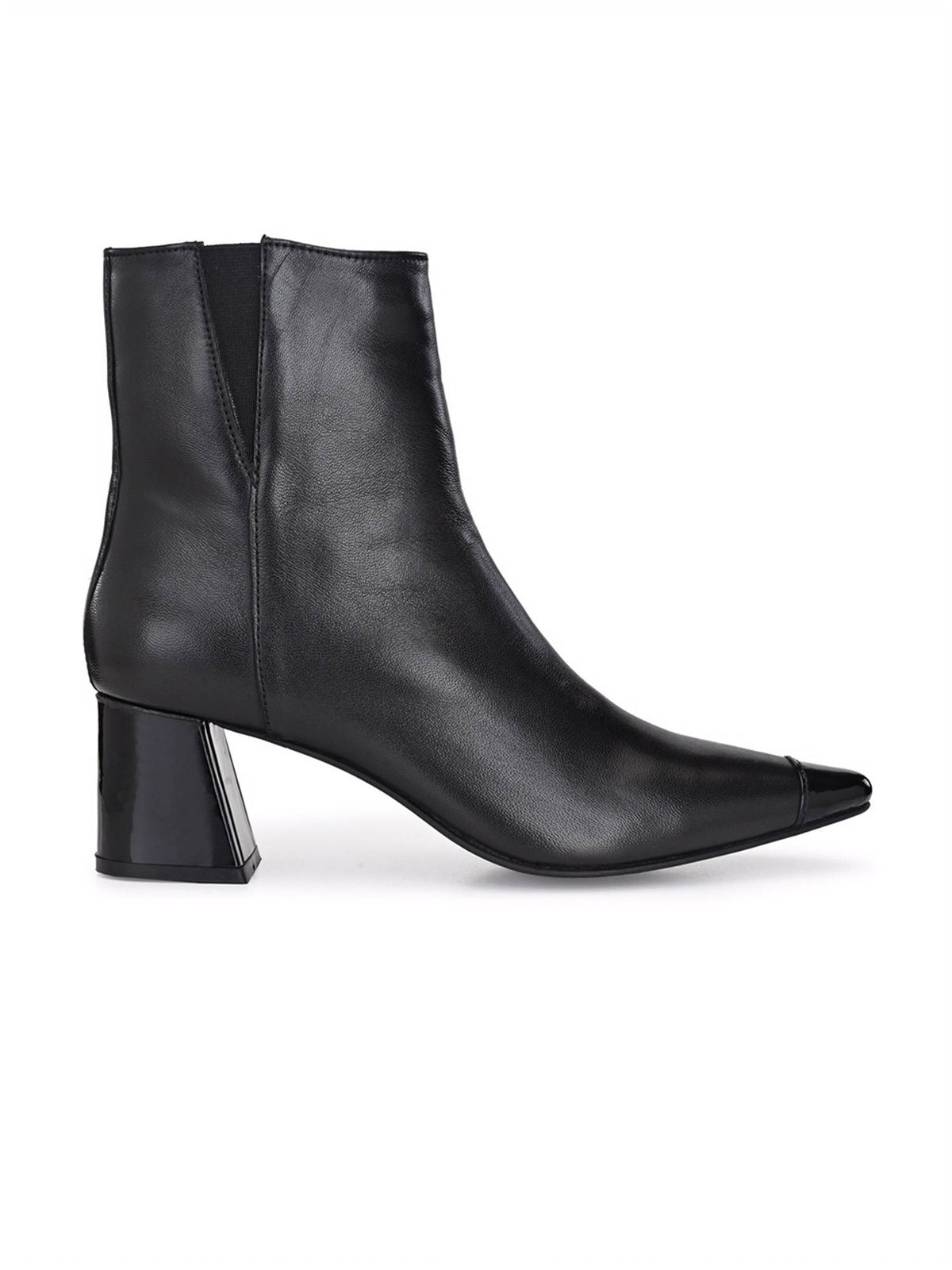 Solid Black Leather Ankle Boot | BT61 - view 4
