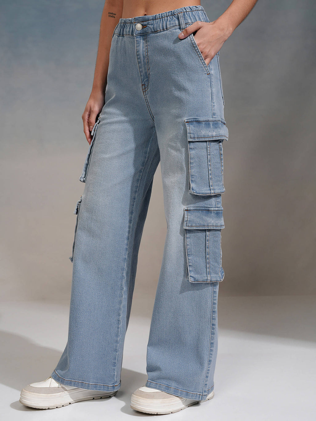 Women Blue Straight Fit Cargo Jeans | ST23 - view 4