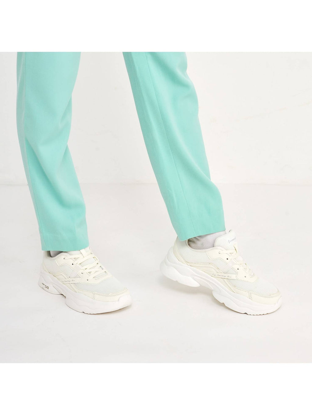 RAISE White Womens Running Shoes | SH9 - view 3