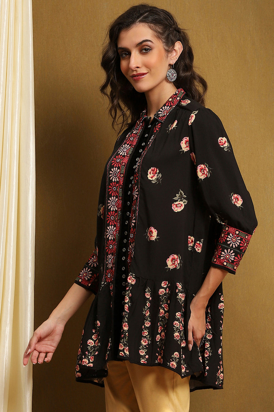 Black Floral Printed Shirt-Style Tiered Kurta K60