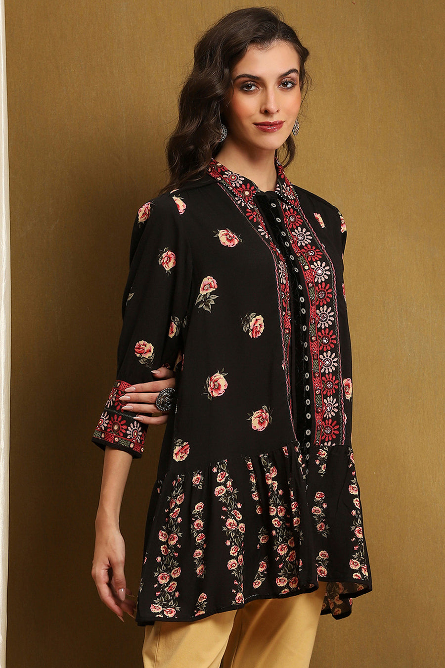 Black Floral Printed Shirt-Style Tiered Kurta K60