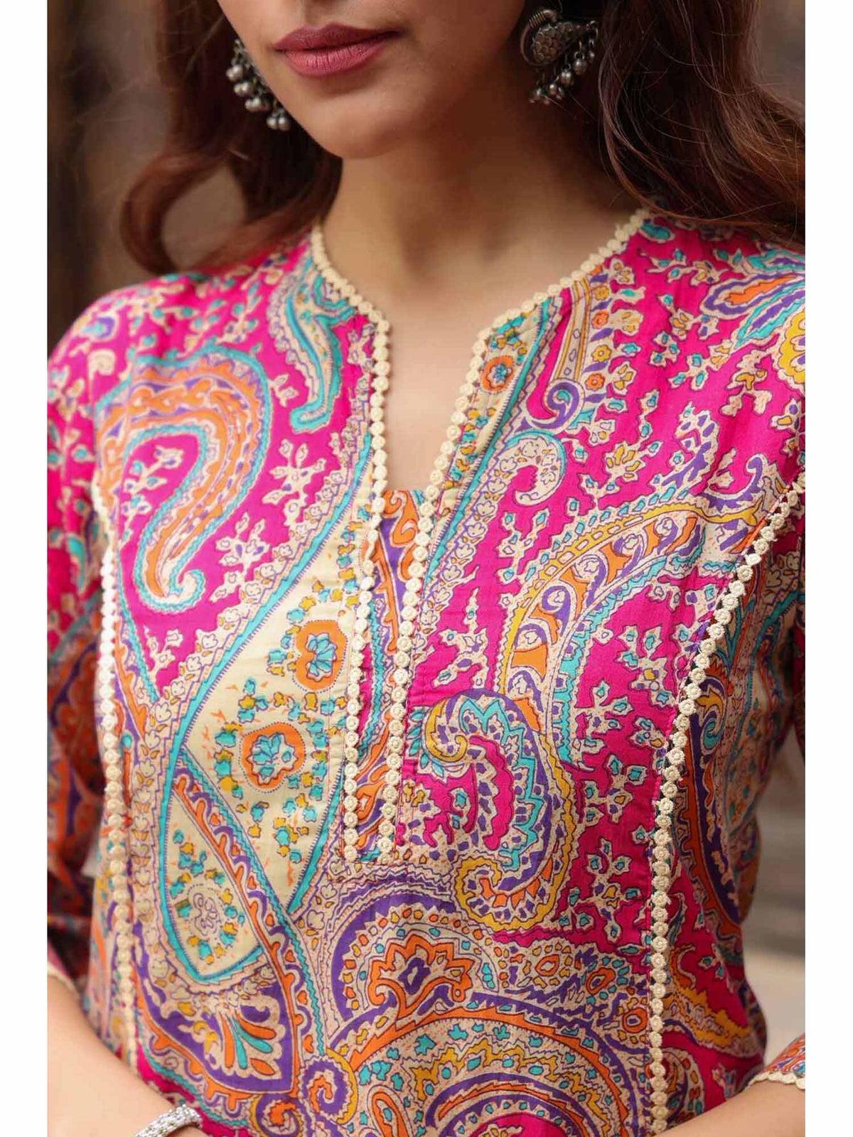 Women Fuchsia Print Paisley Printed Straight Pure Cotton Kurta | KDG - view 2