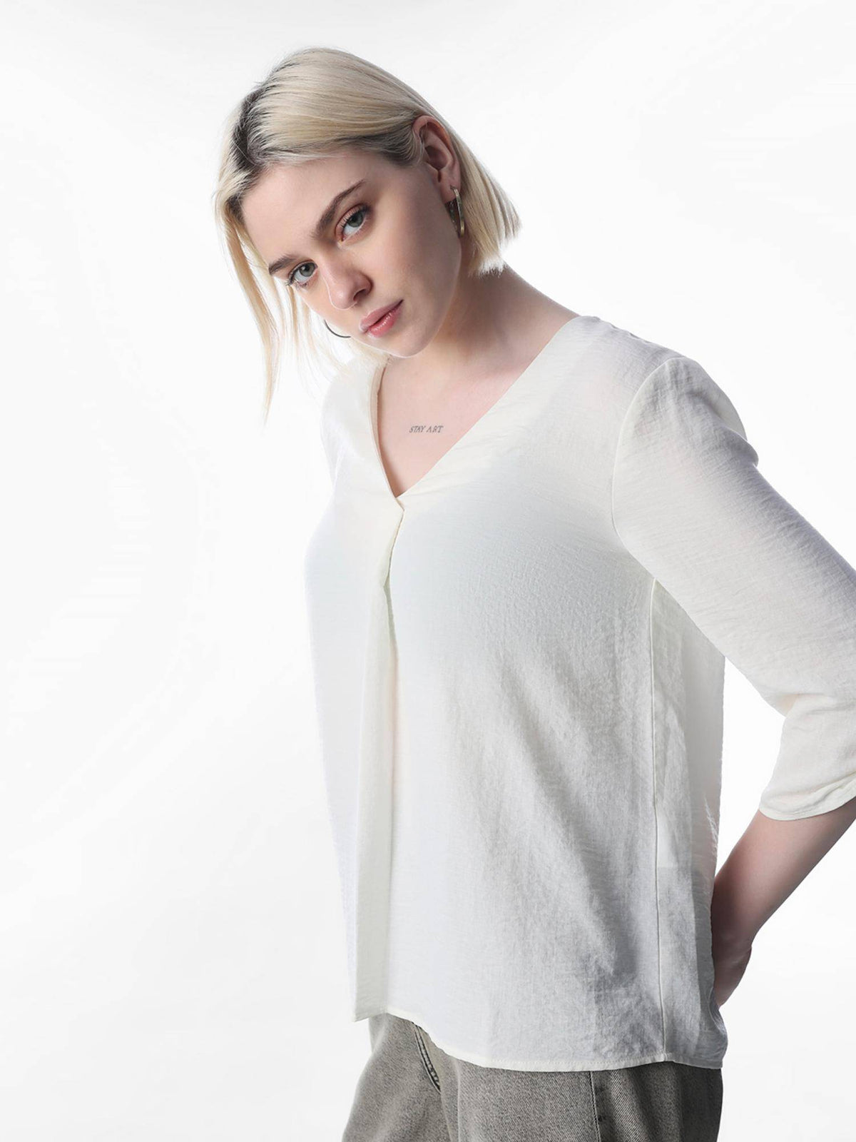 Womens Loose Fit White Top | O24 - view 3