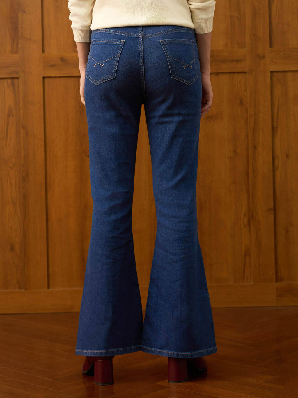 Mid Rise Bootcut Fit Jeans | BT10 - view 5