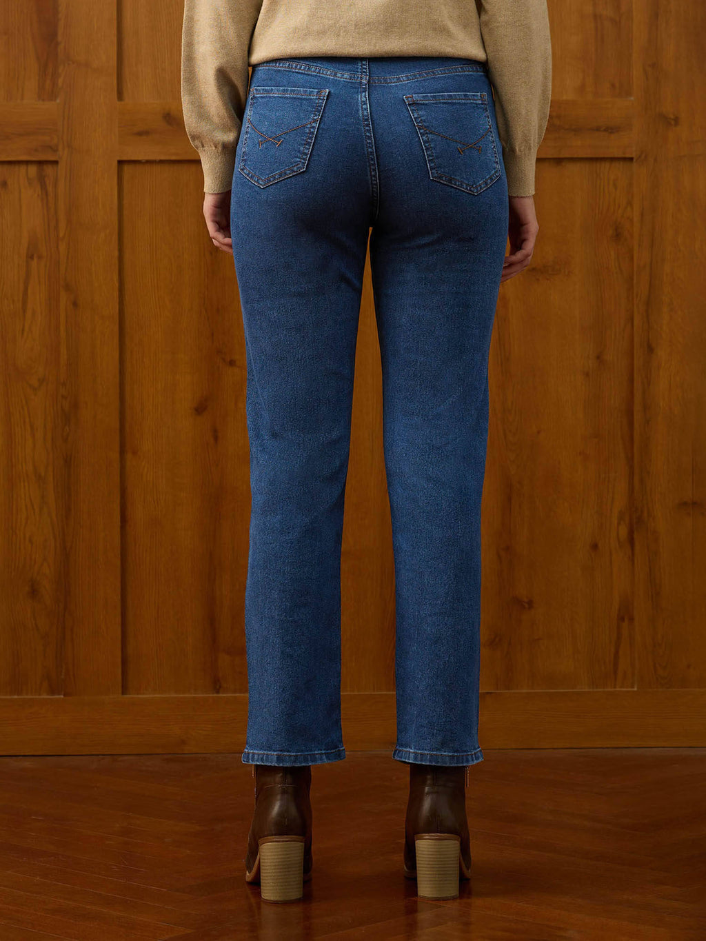 Mid Rise Straight Fit Jeans | ST23 - view 5