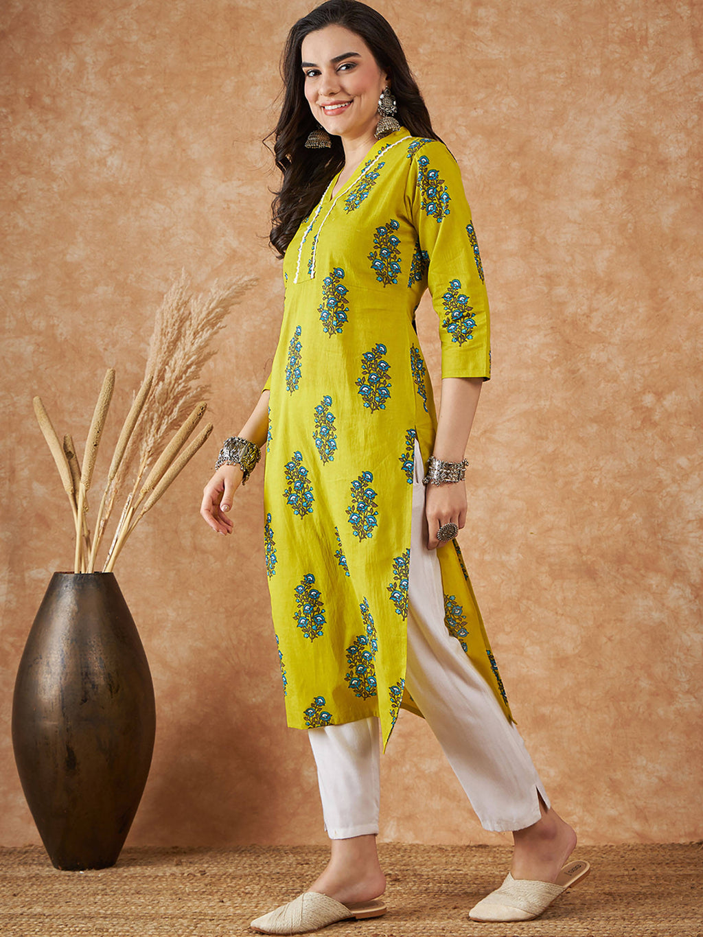 Women Mustard Floral Cotton Kurta | FY93 - view 3