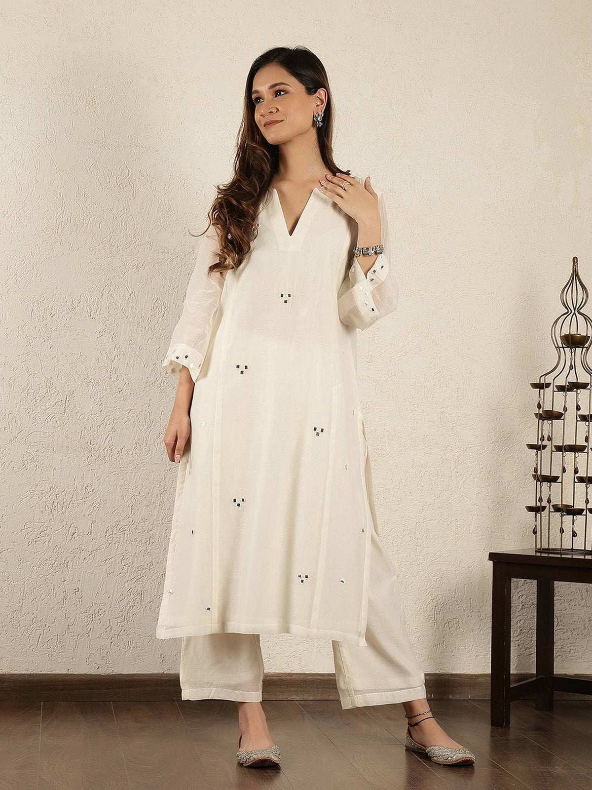Black Chanderi Mirrorwork Kurta | FY93 - view 9