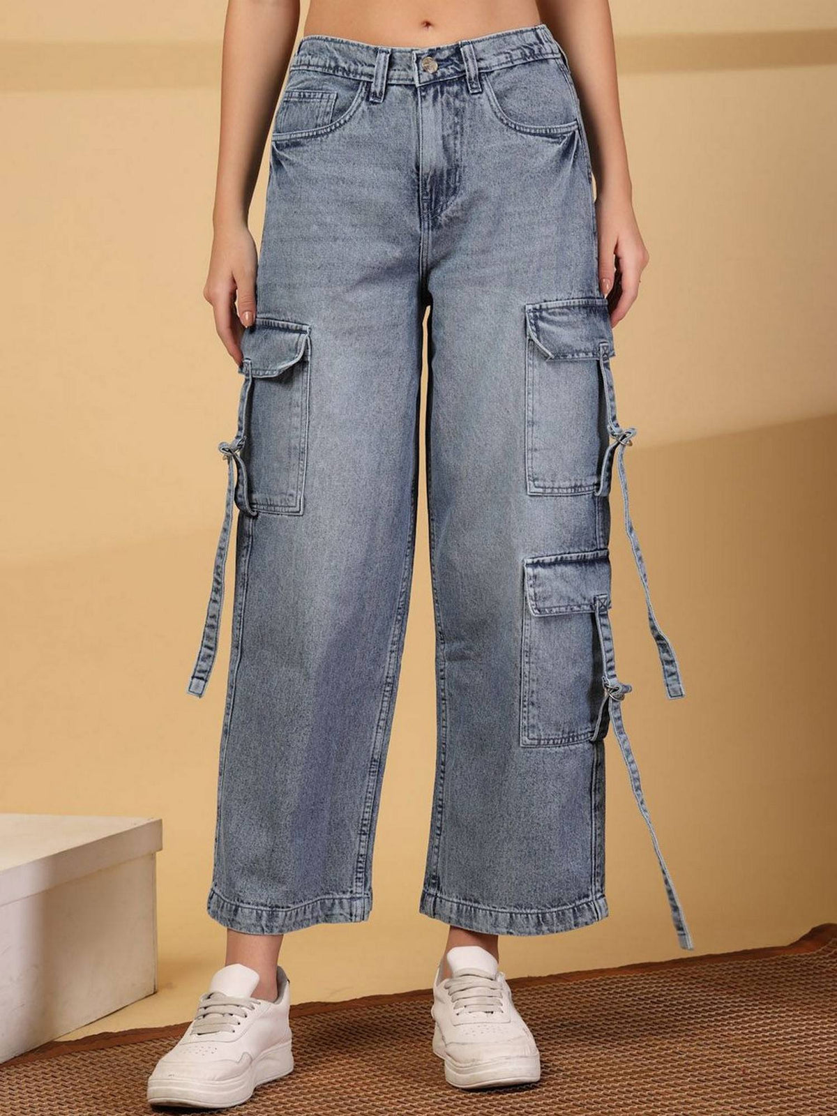 Women High-Rise Light Fade Cargo Jeans | RF89 - view 1