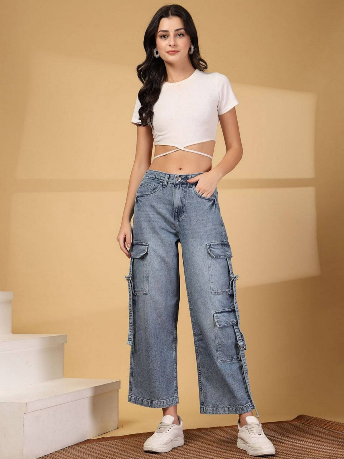 Women High-Rise Light Fade Cargo Jeans | RF89 - view 4
