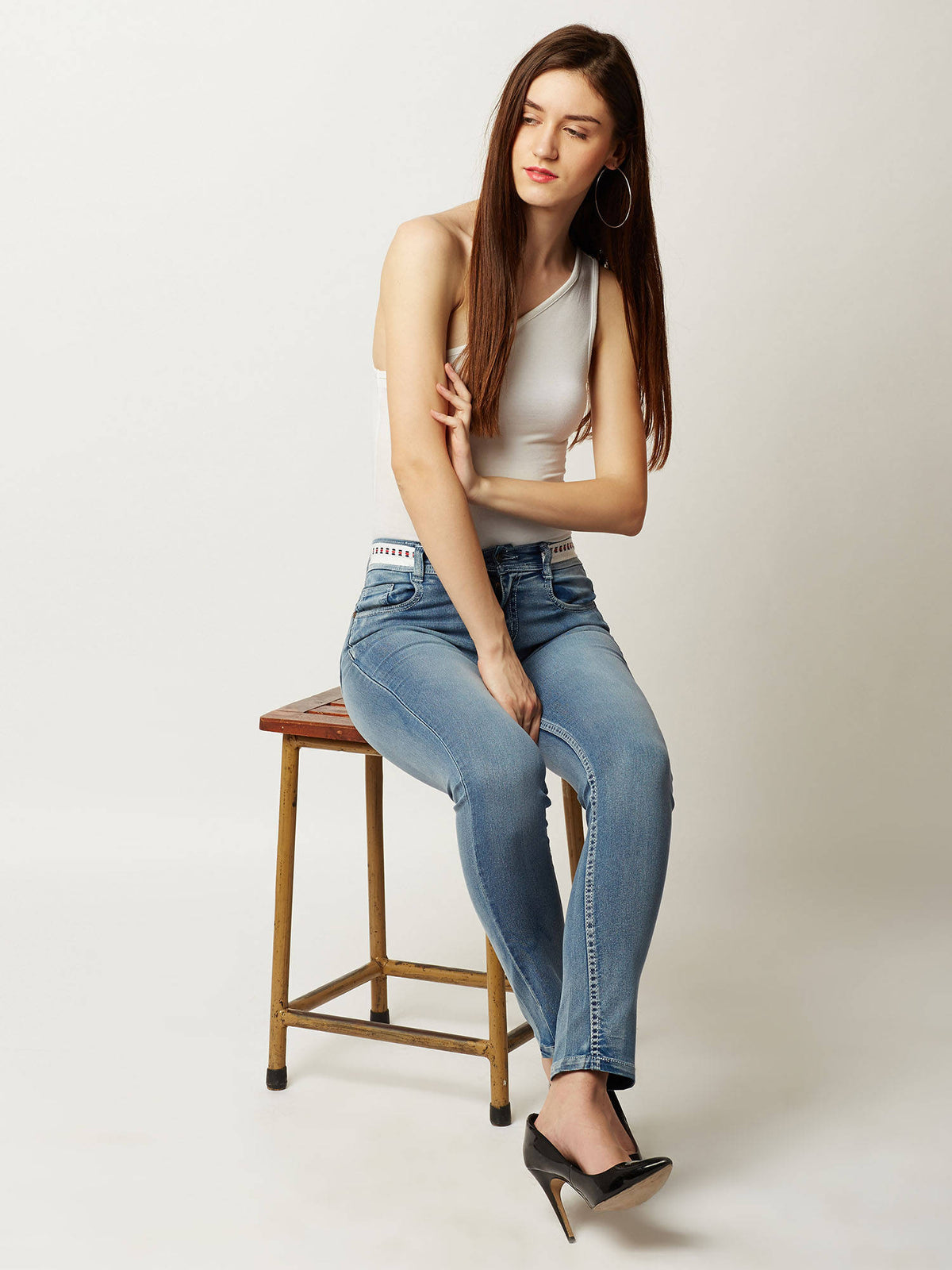 Women Blue Solid Slim Fit Jeans | ST23 - view 5