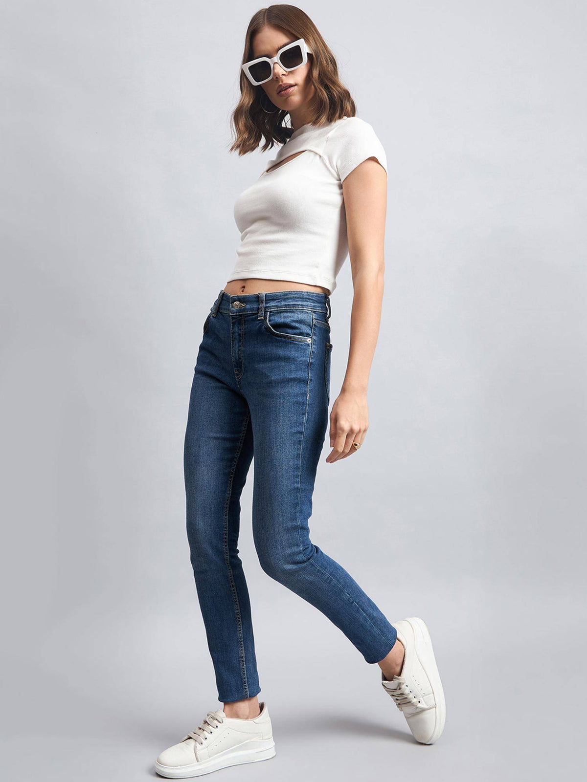 Women Round Neck Cut-Out Fitted Crop Top | CT61 - view 5