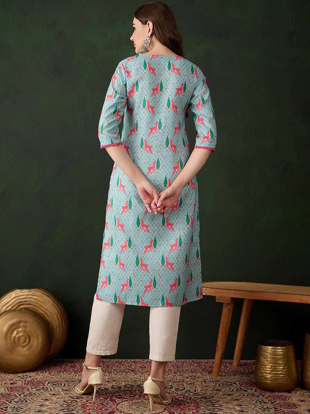 Women Abstract Printed Straight Kurtas - Blue | U3S - view 4